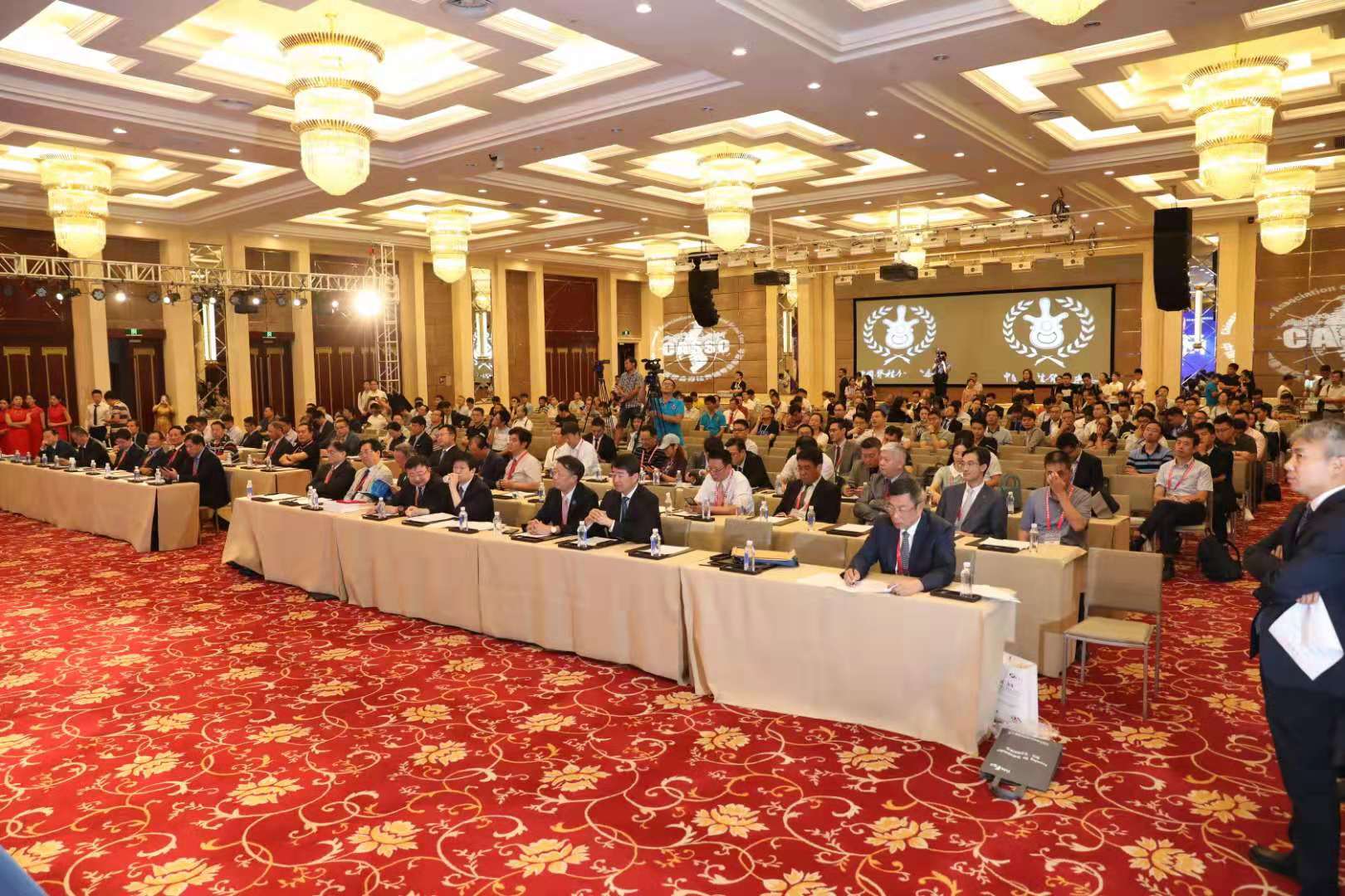 精彩再现｜第十四届全国脊柱脊髓学术会议—新利官方网站_新利（中国）股份有限公司科技卫星会